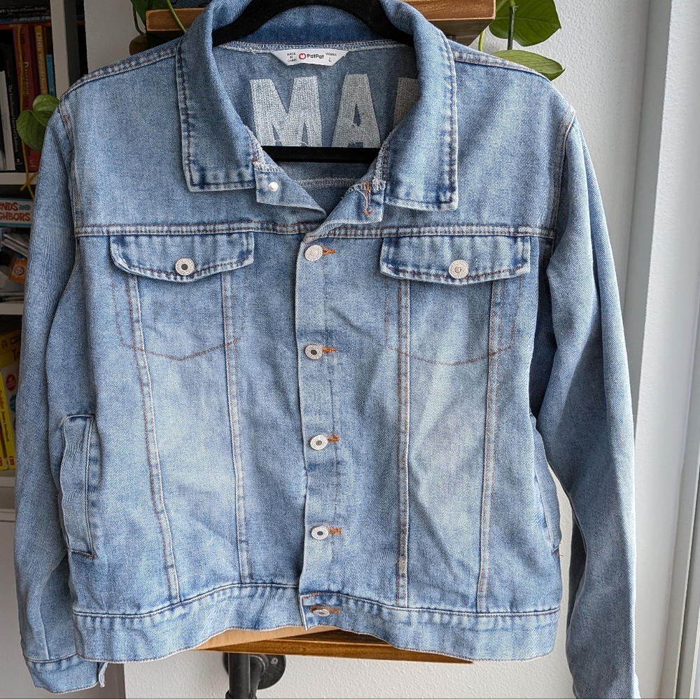 PatPat "MAMA" Distressed Denim Jacket - Women's Large - Excellent Condition - Picture 2 of 10